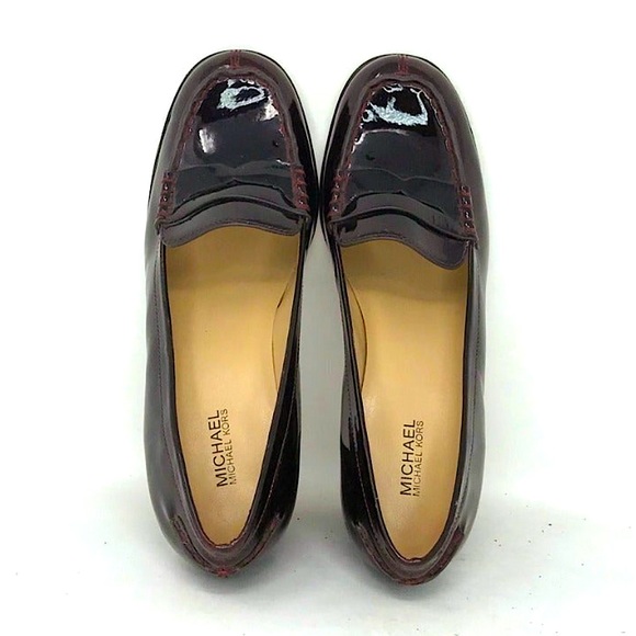 MICHAEL Michael Kors Bayville Plum Patent Leather Slip-On Loafer Heels, Size 5 - Picture 4 of 16